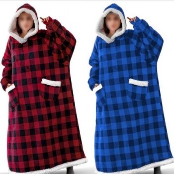 Одеяло с качулка / Дълго одеяло за носене, с джобове/ Цвят: син, черве