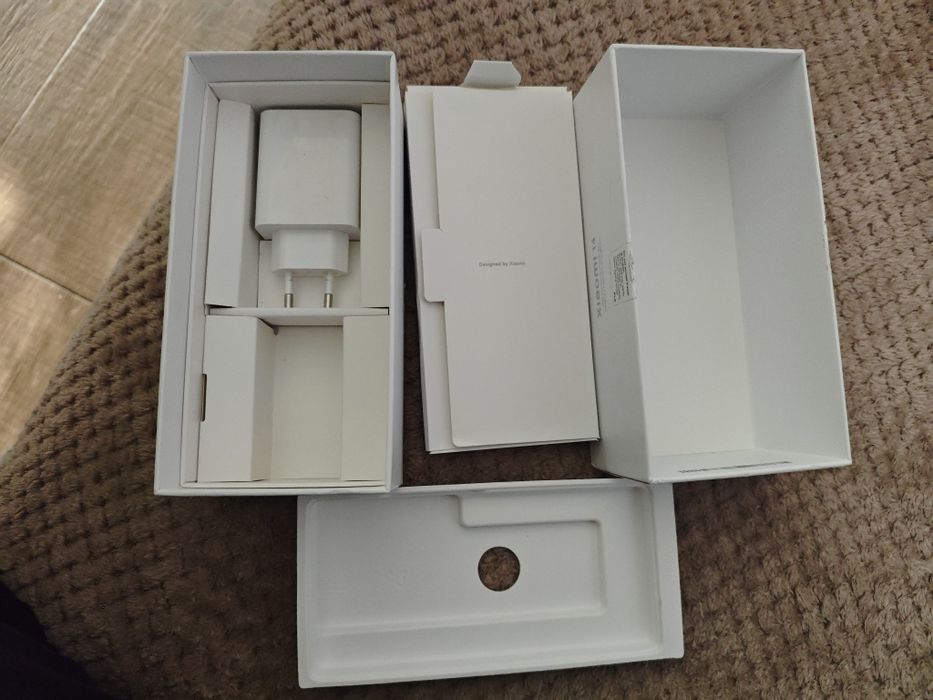 , Xiaomi 14 без бартери