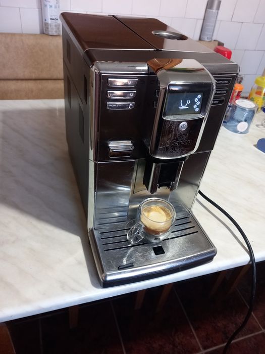 Vand espressor, aparat de cafea Saeco Incanto