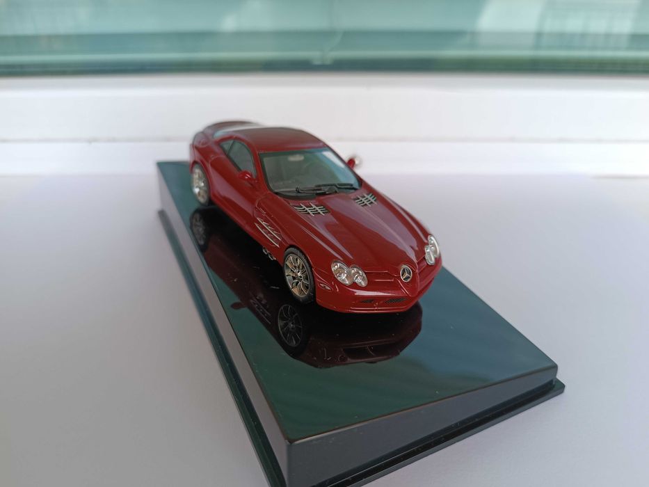 Колекционерски модел 1:43 AUTOart - Mercedes McLaren SLR