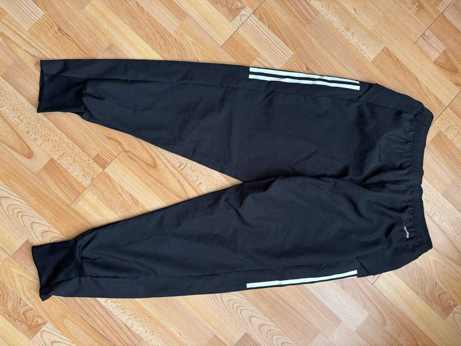 Спортивный костюм adidas (парадная форма ФК Насаф Карши). Новый!