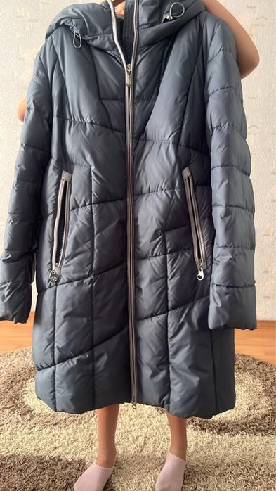 Пуховик зимний женский