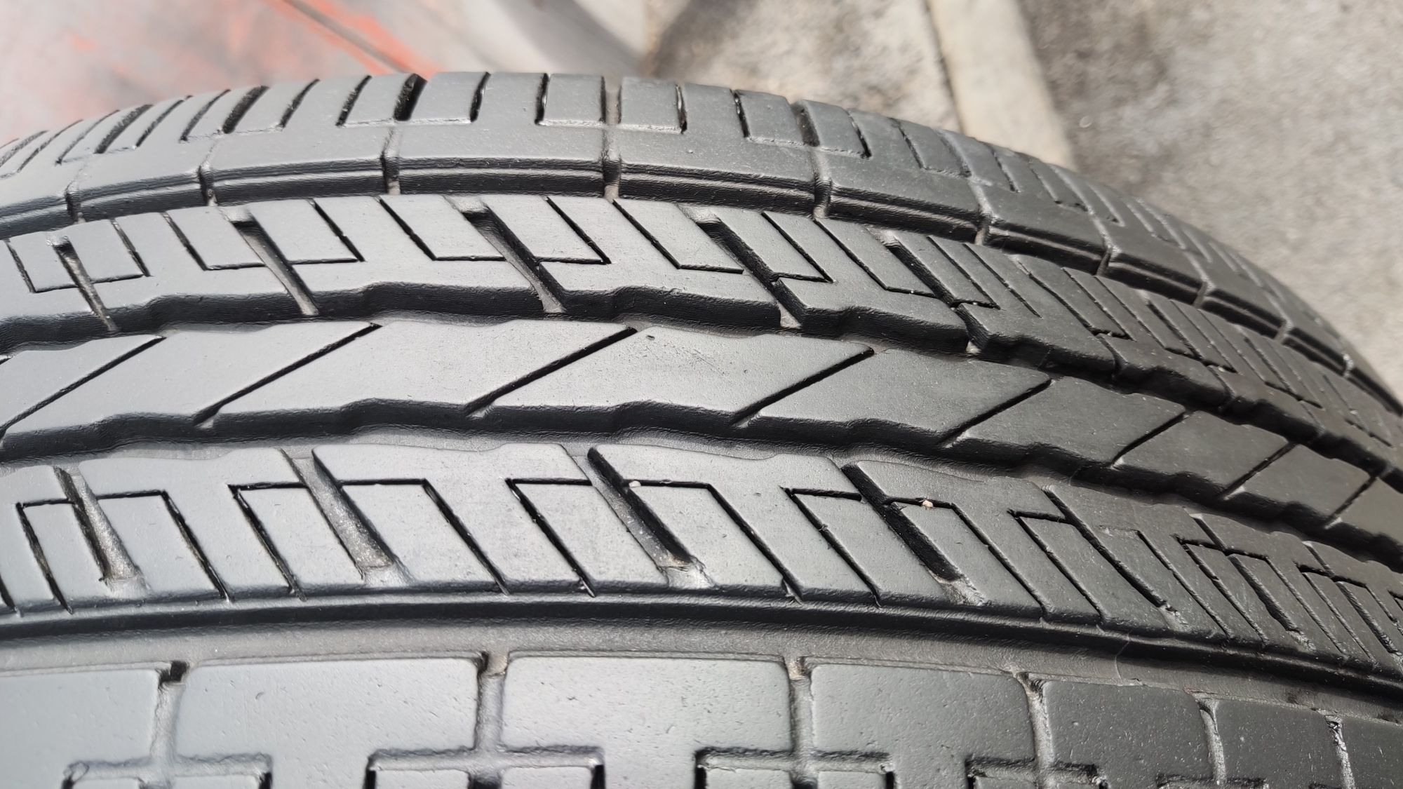 2бр. гуми 235/60/17  Hankook Dynapro HP
dot22
7.35mm
Добро състояние н