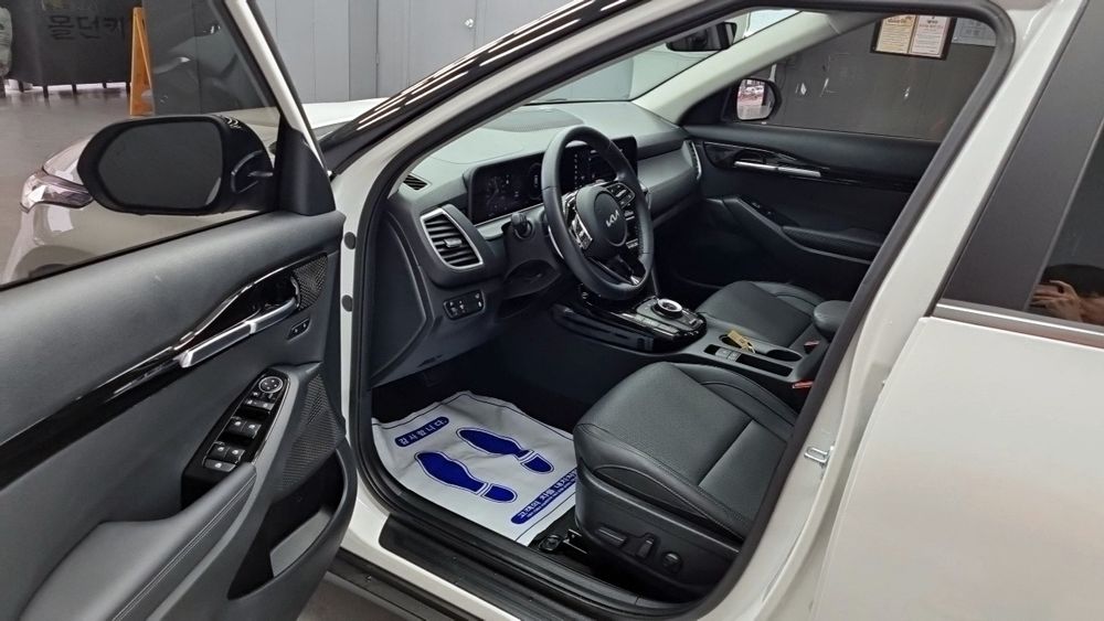 Kia Seltos Gasoline 1.6 Turbo 2WD Gravity