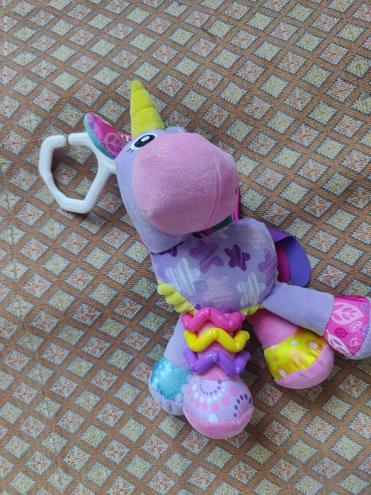 Продавам детска играчка Еднорог – нова
