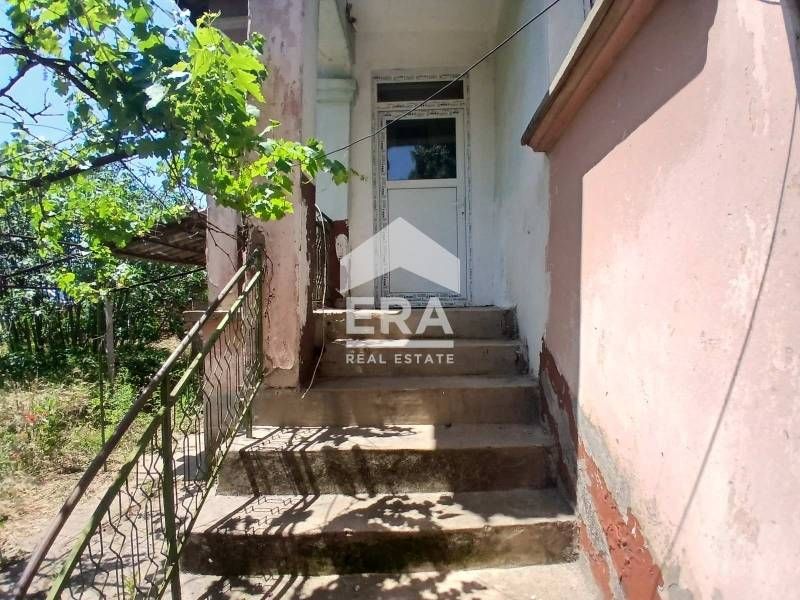ЕКСКЛУЗИВНО! ЕРА ПЛЕВЕН СИТИ предлага къща за продажба в гр. Долна Мит