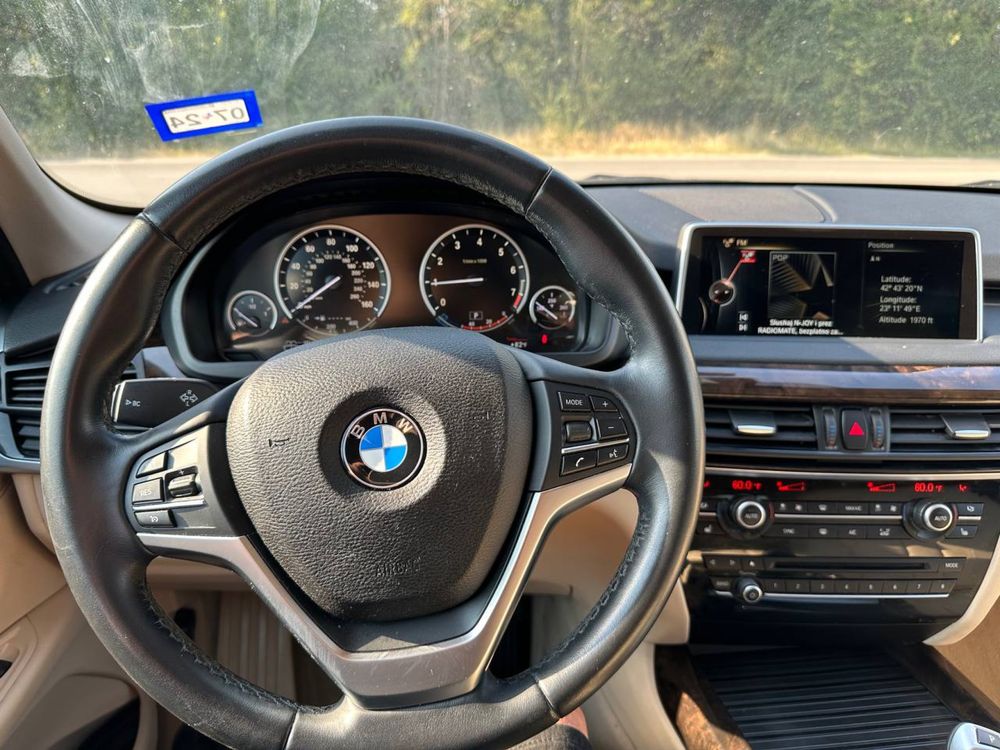 BMW x5  2015 г. / седем места / панорамен покрив