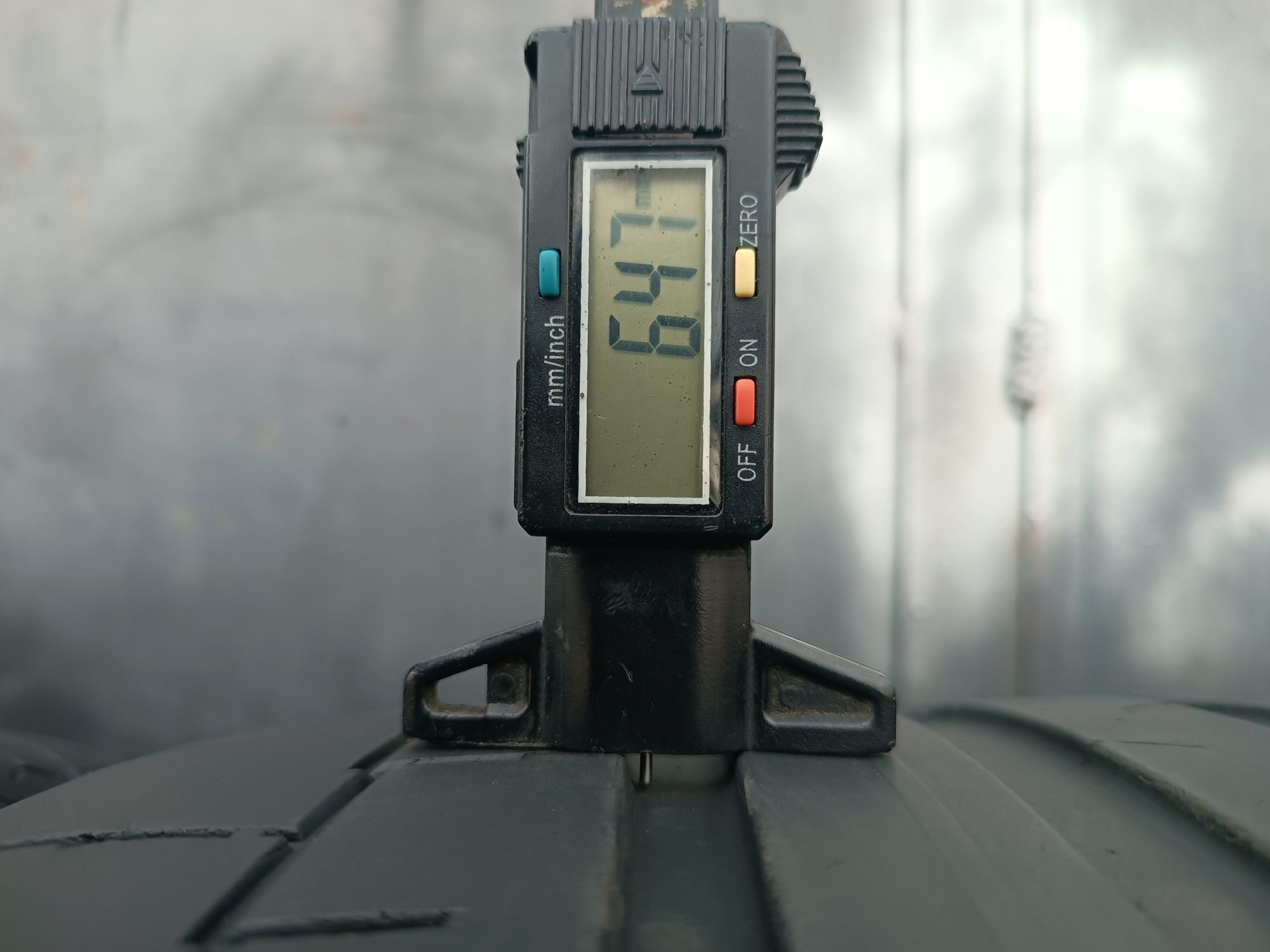 255/45/19 Continental Дот 4422