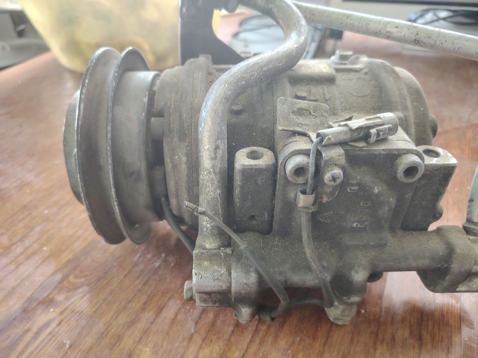 Ассалаумагалейкум! Компрессор хайска 2 лик. 25 тенге. Келисип берип жи