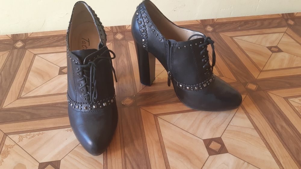 Ботильоны по 2000 тг