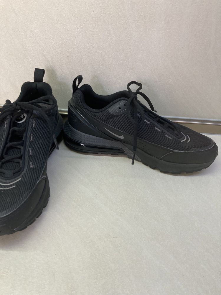 Маратонки Nike Air Max Pulse