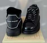Alexander McQueen Black&White Piele Ecologica Calitate Premium