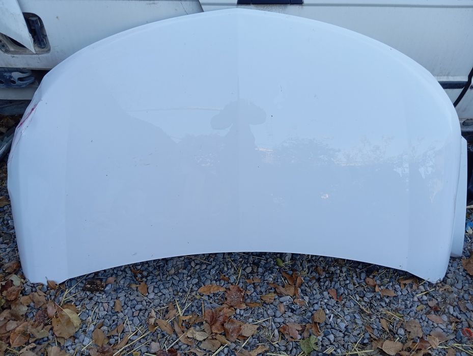 Cobalt белый оргинал капот