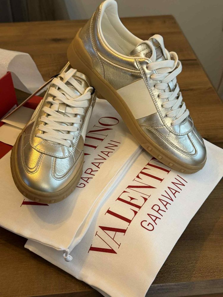 Дамски обувки VALENTINO 38