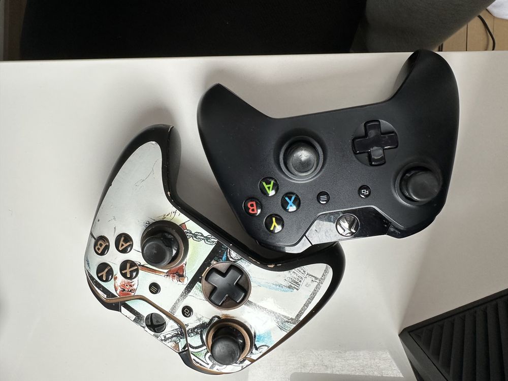 Xbox One конзола GTA Limited Edition+ 2 джойстика