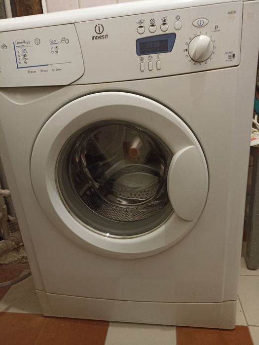 Стиральная машина Indesit