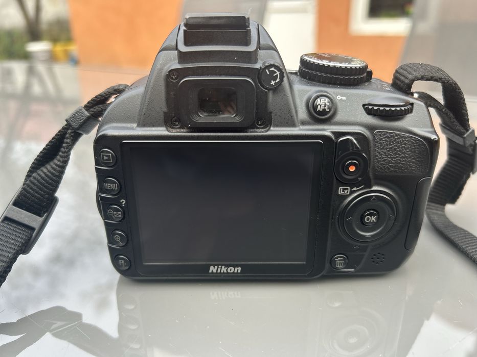 NIKON D3100 + geanta