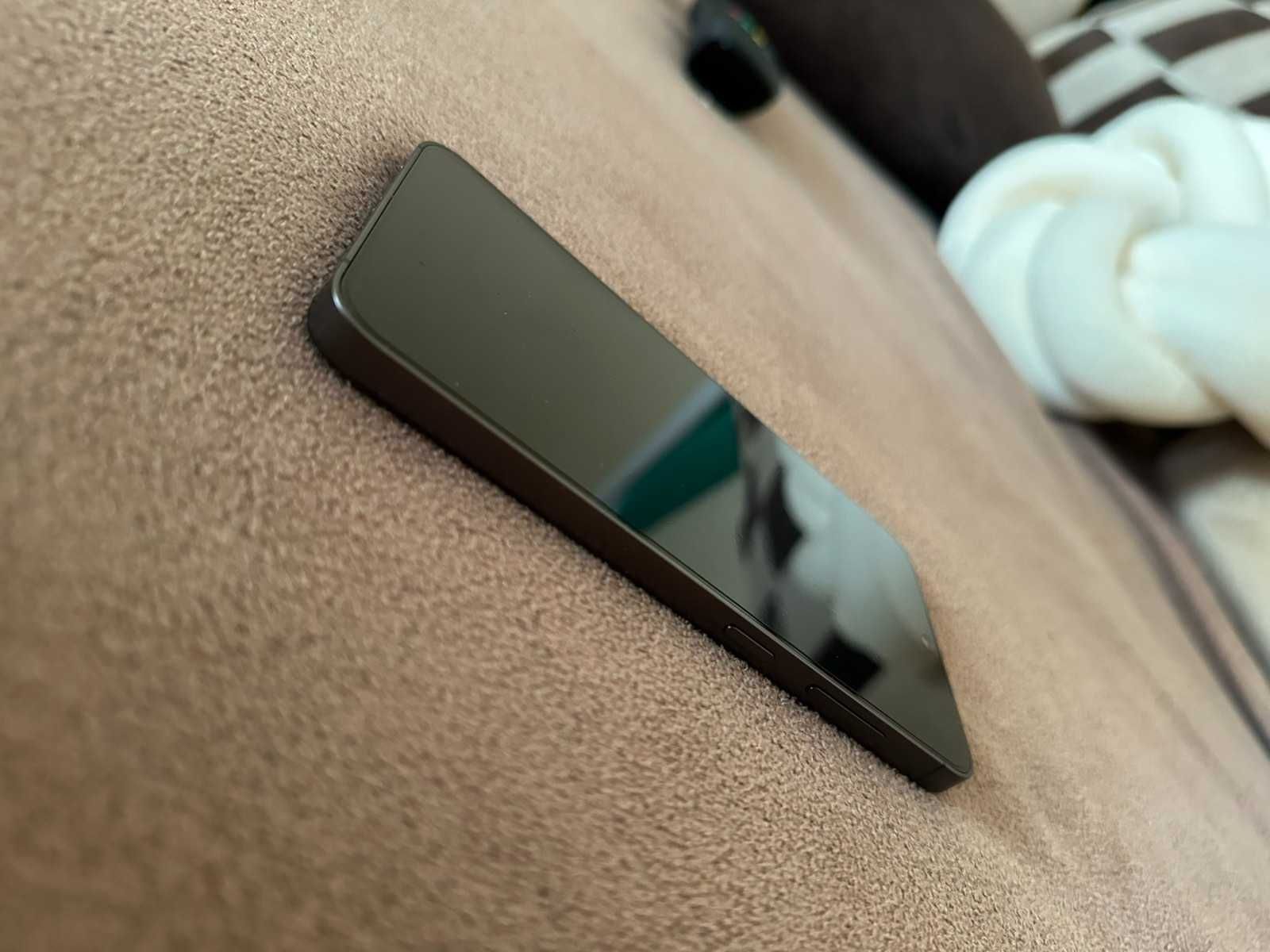 Samsung Galaxy S24, 256gb - Отличен!
