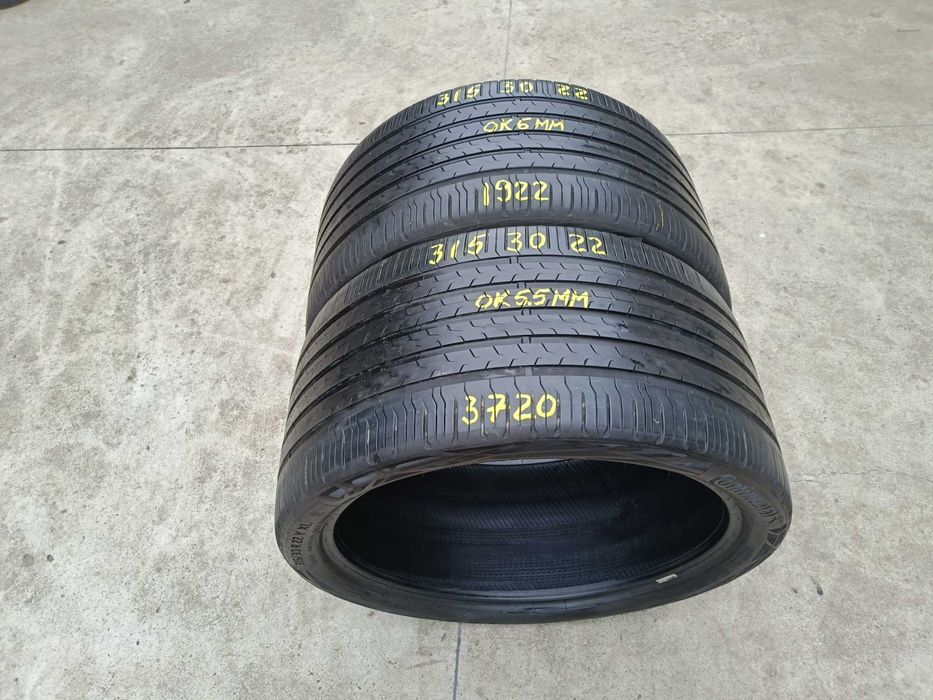 Doua anvelope de vara 315 30 22 continental ecocontact 6