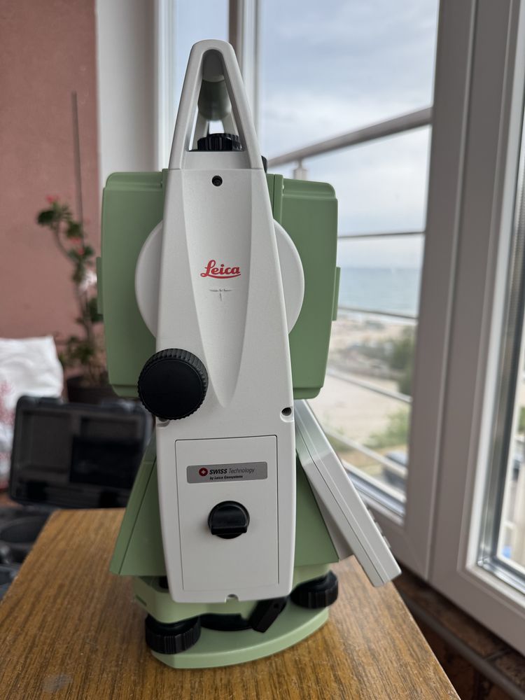 Statie totala Leica TS 09 Plus
