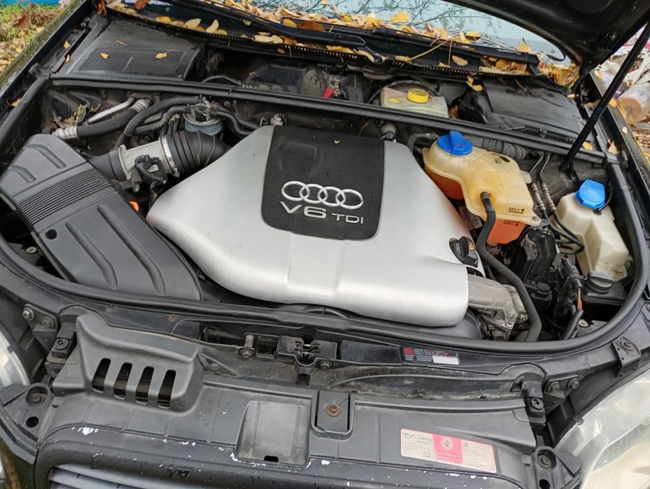 Ауди а4 В7 2.5tdi на части