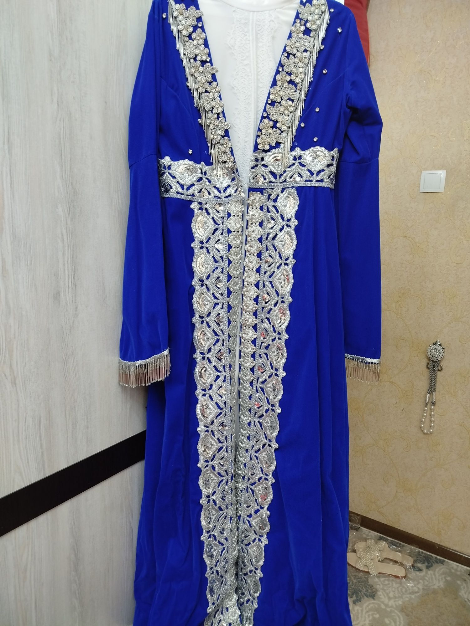 Ansambil fata tillaqosh