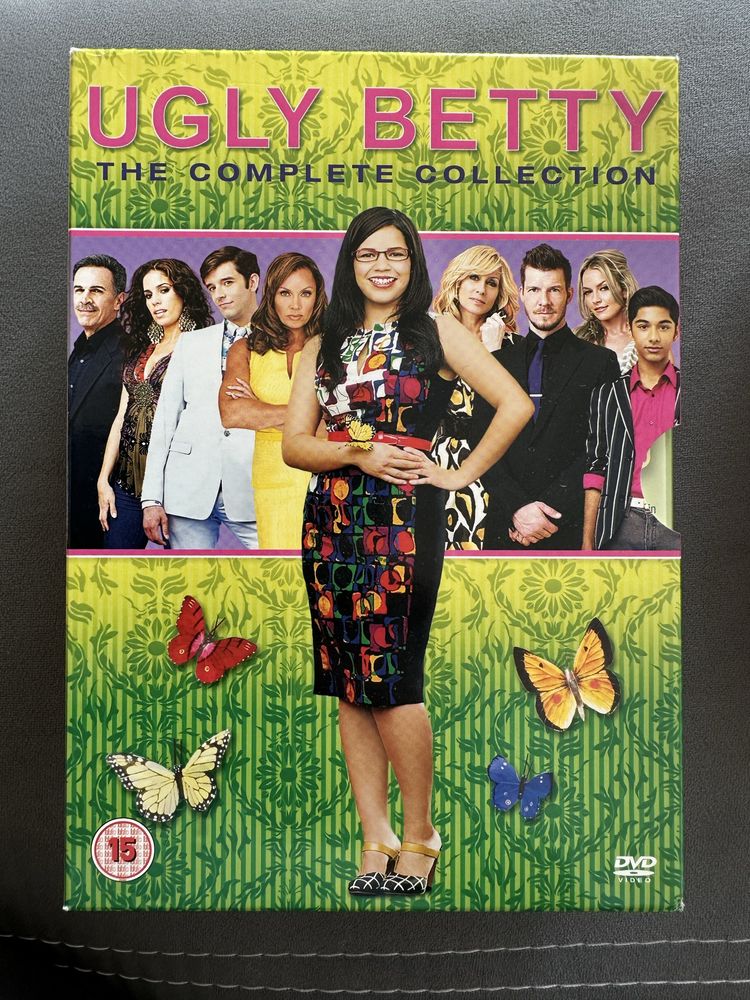 Сериали Big Bang Theory - Nikita - Homeland - Gotham - Scrubs и други