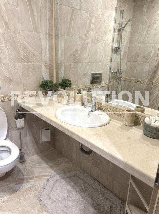 Tристаен апартамент в района на Аспарухово!