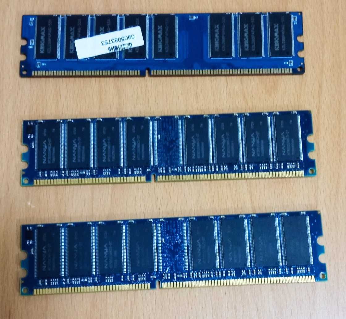 Vand Memorii RAM  Calculator ,intre 15 si 25 LEI