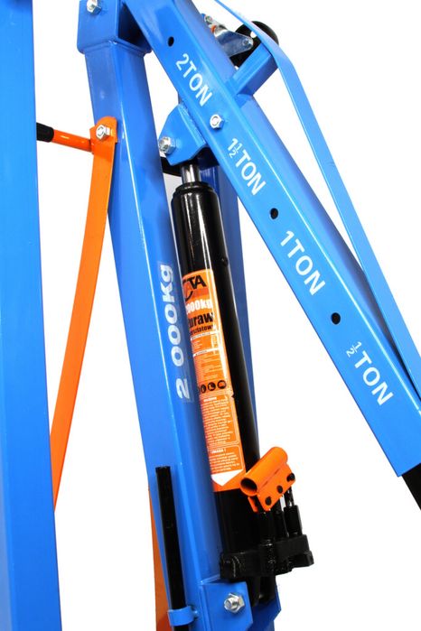 Крик за двигатели тип “Жираф” 2000 кг.  САТА