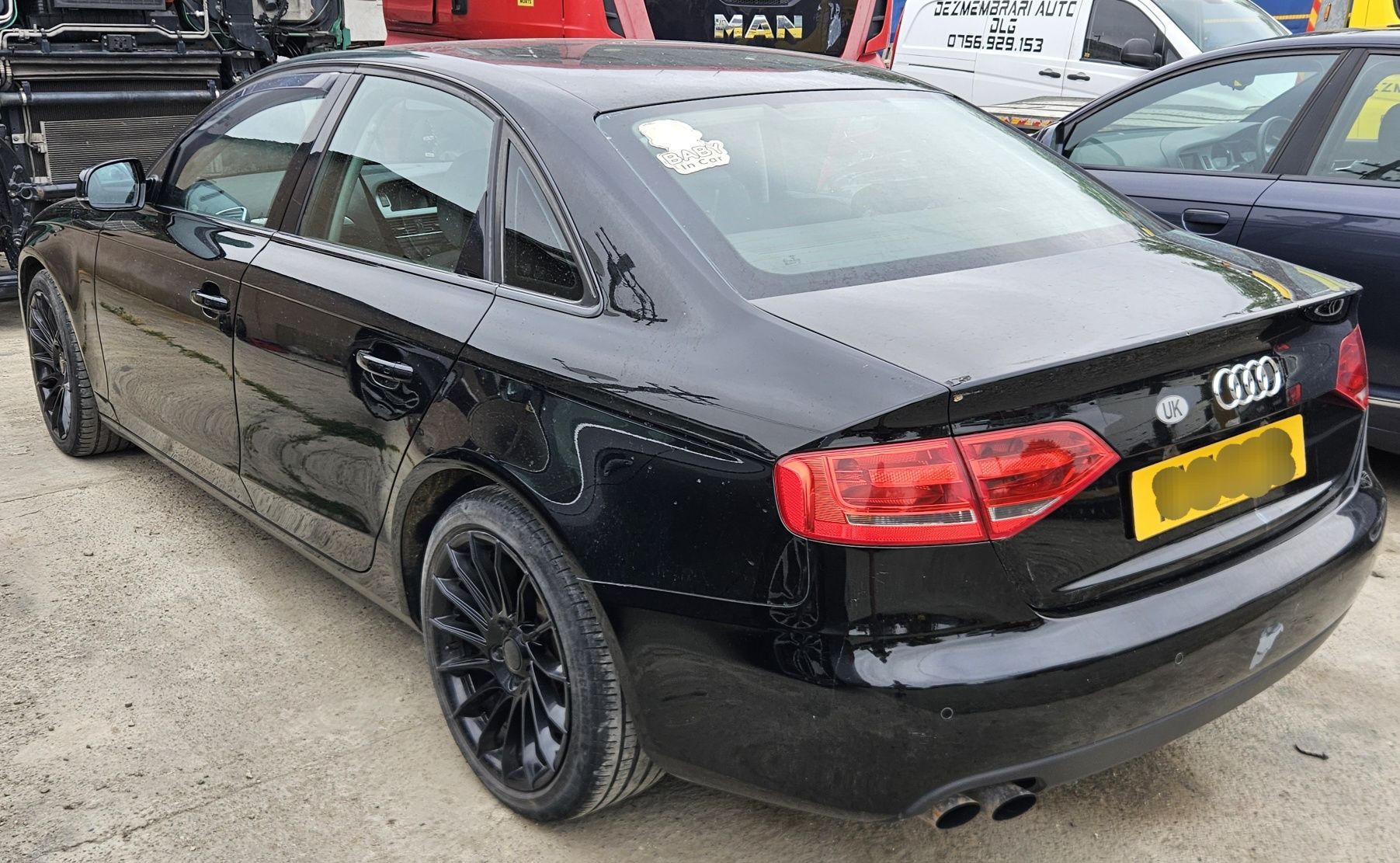 Dezmembrez Audi A4 B8 LY9B CJCB LLM cutie