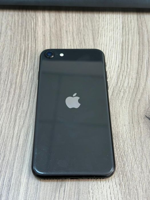 Iphone se 2020 модель