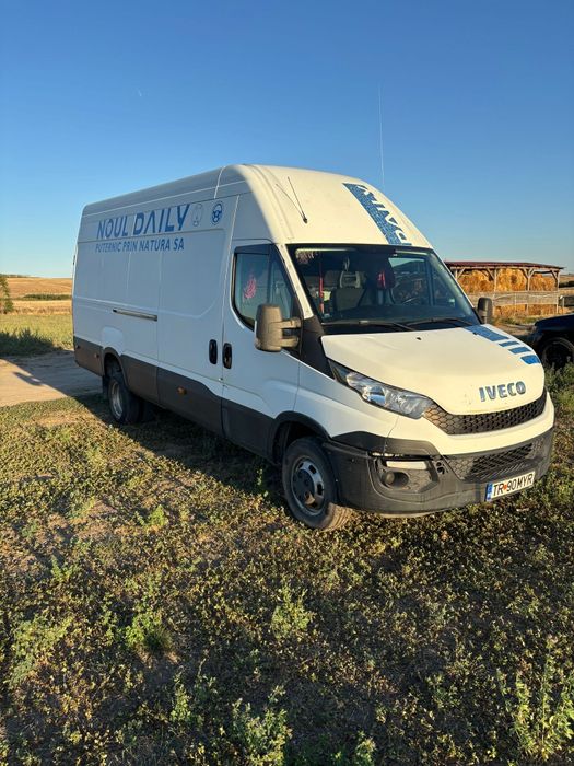 Vând iveco daily 35c15