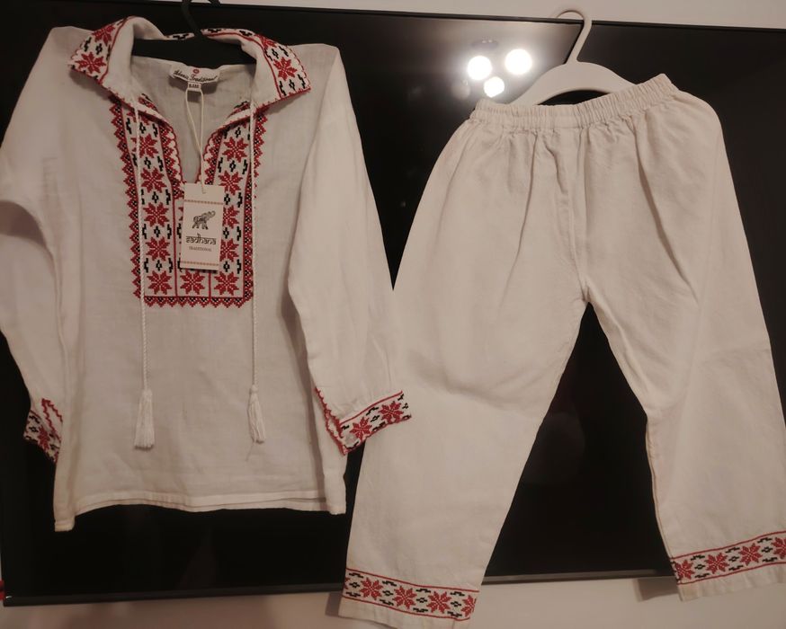 Costum popular mărimea 122-128 (6 ani)