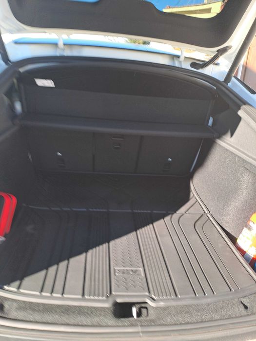 3д гумени стелки за Tesla Model Y Juniper 2025