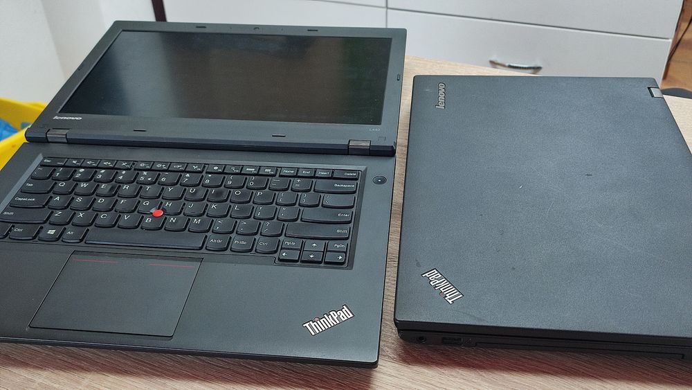 LENOVO ThinkPad L440 CPU i5 vPro 4300M 2.6 GHz SSD 128GB Display Flip
