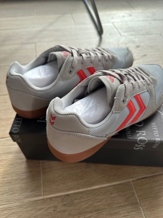 Спортни обувки За футбол Оригинал, Hummel,нови, игра в спортната зала.