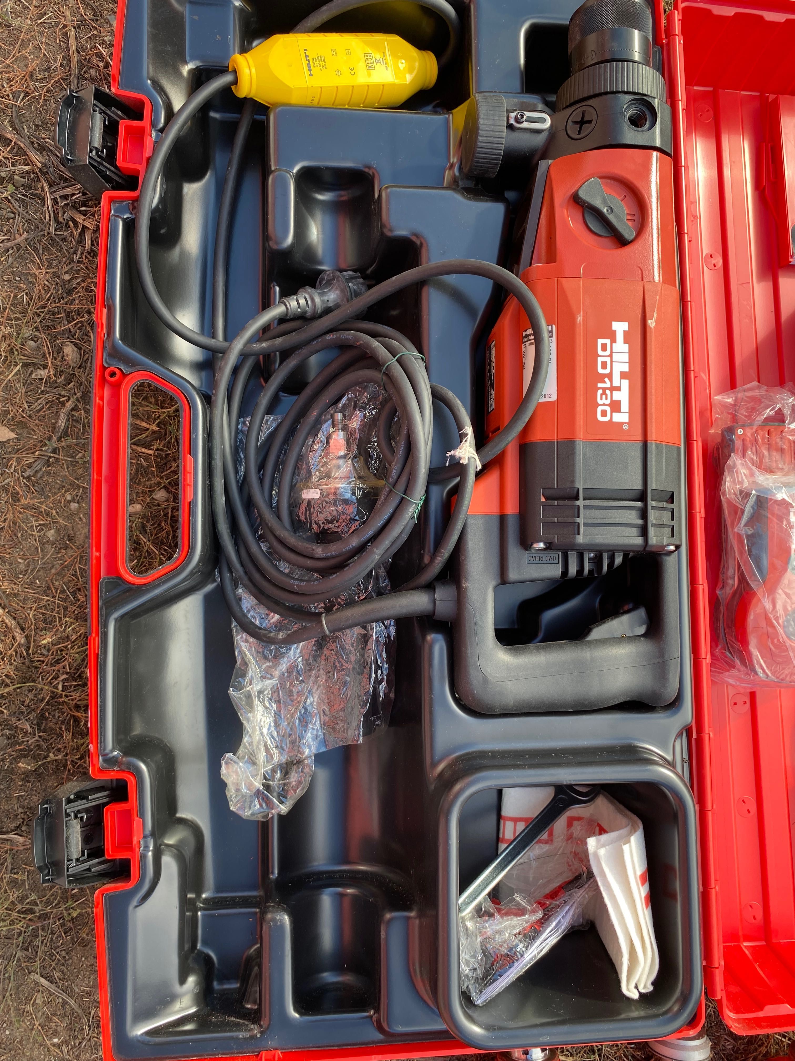 HILTI DD 130, mașina de carotat diamantata profesionala