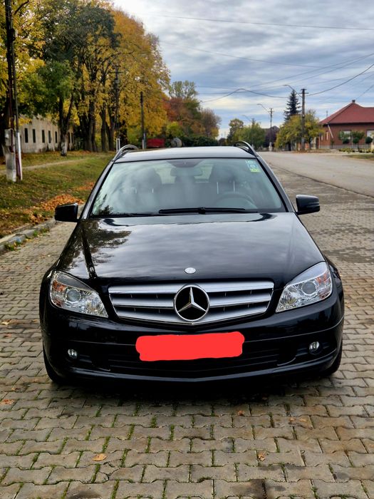 Mercedes C-Class BlueEFFICIENCY 2.2 Diesel – 2011 – înmatriculat RO