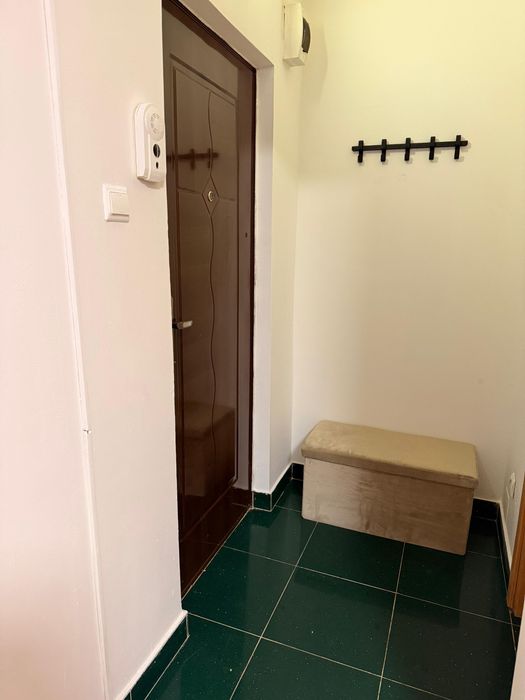 Garsoniera de inchiriat