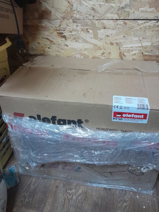 Kit hidrofor cu pompa sumersibila