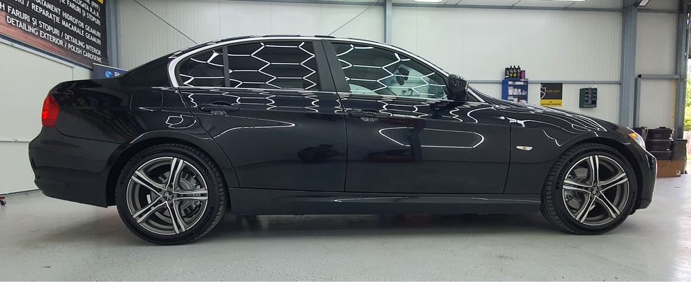 Bmw seria 3  2010