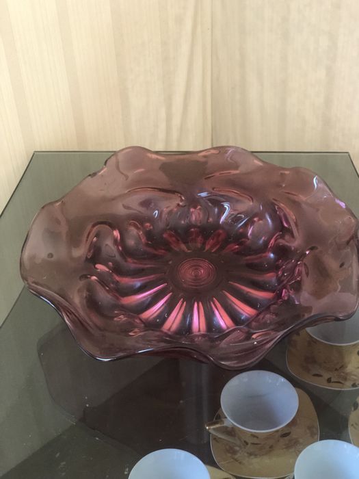 Продаю все из серванта б/у в отличном состоянии.