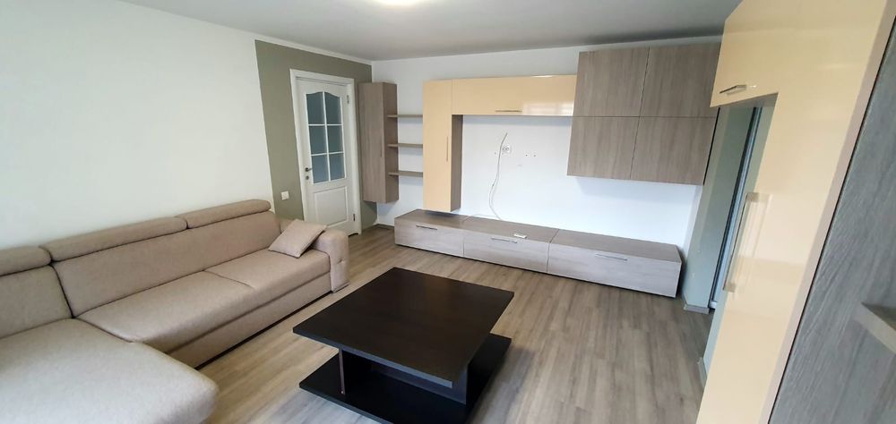 PROPRIETAR inchiriez apartament doua camere CRAIOVITA NOUA