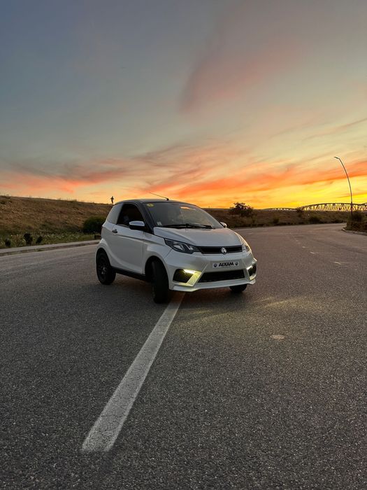 Aixam City 2018 City [negociabil]-Alb Perlat, Interior Piele, Bord Alb