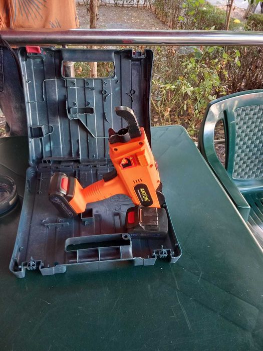 masina legat fier cu acumulator