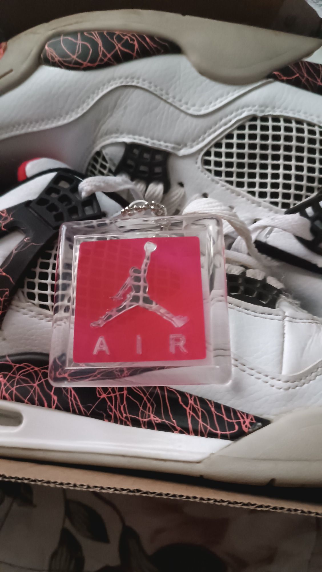 Кроссовки air Jordan