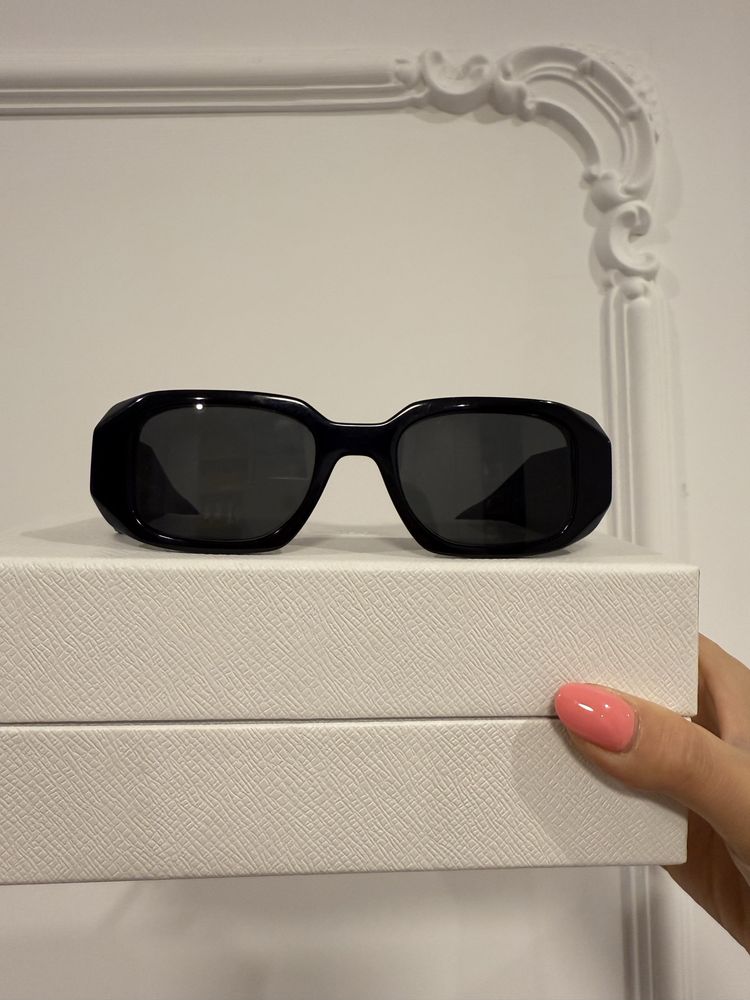 Ochelari de soare de dama Prada originali