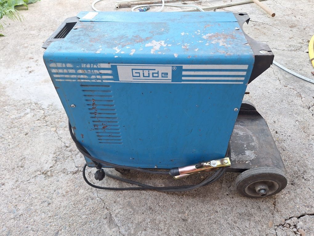 Телоподаващо GUDE