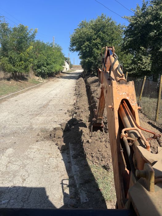 Комбиниран багер